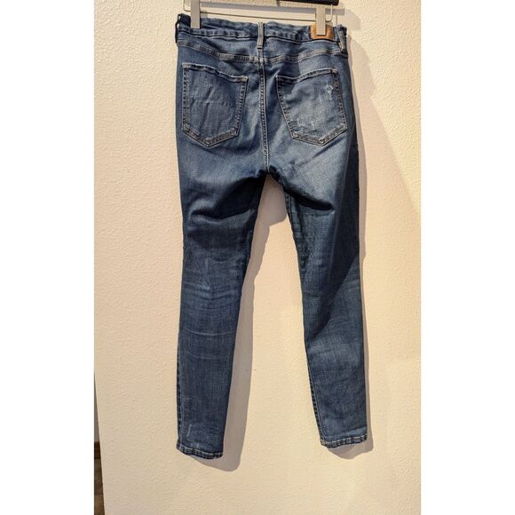 Aeropostale distressed high rise jeans  Sz 8 - Picture 9 of 9